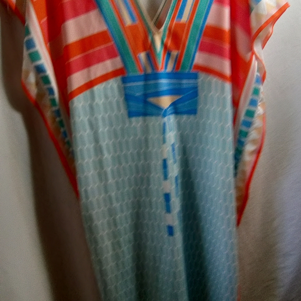 Caftans Colorful Red and Blue Graphic Print OS Pre-owned EUC - Picture 4 of 9